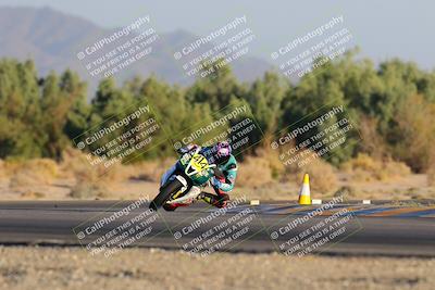 media/Nov-19-2023-CVMA (Sun) [[1f3d1b7ccb]]/Race 17 Amateur Supersport Middleweight/